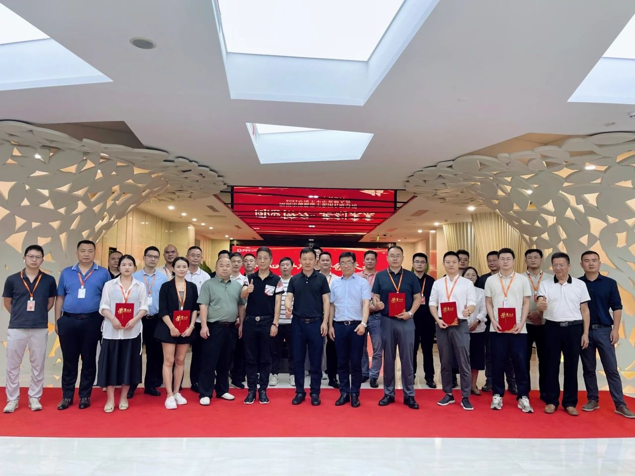 1722397593660659.jpg 2.jpg